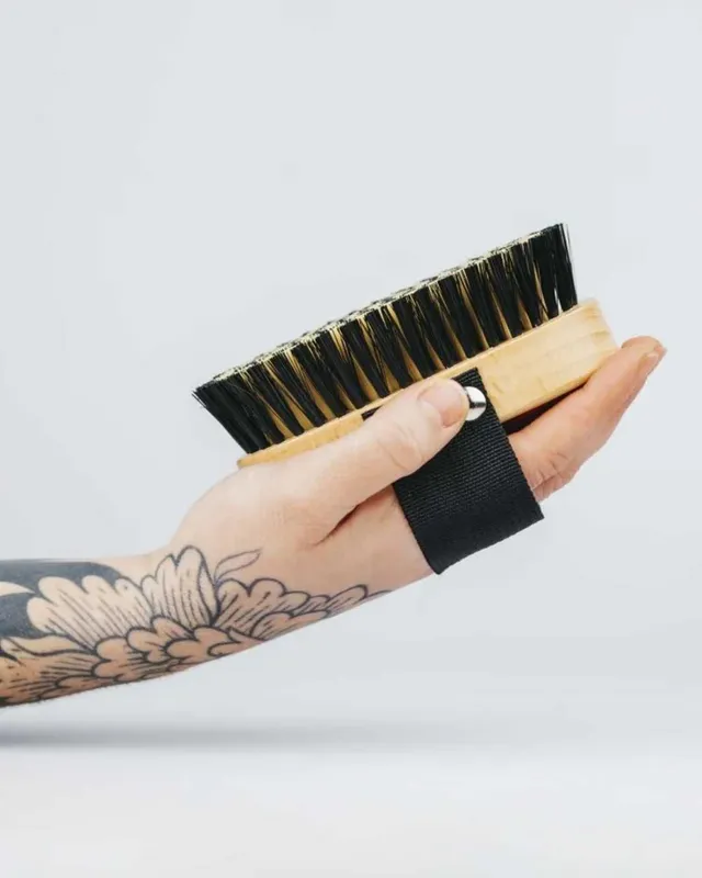 banbu-pet-brush-hundeb-rste-mittelhart-mit-ergogriff image 1