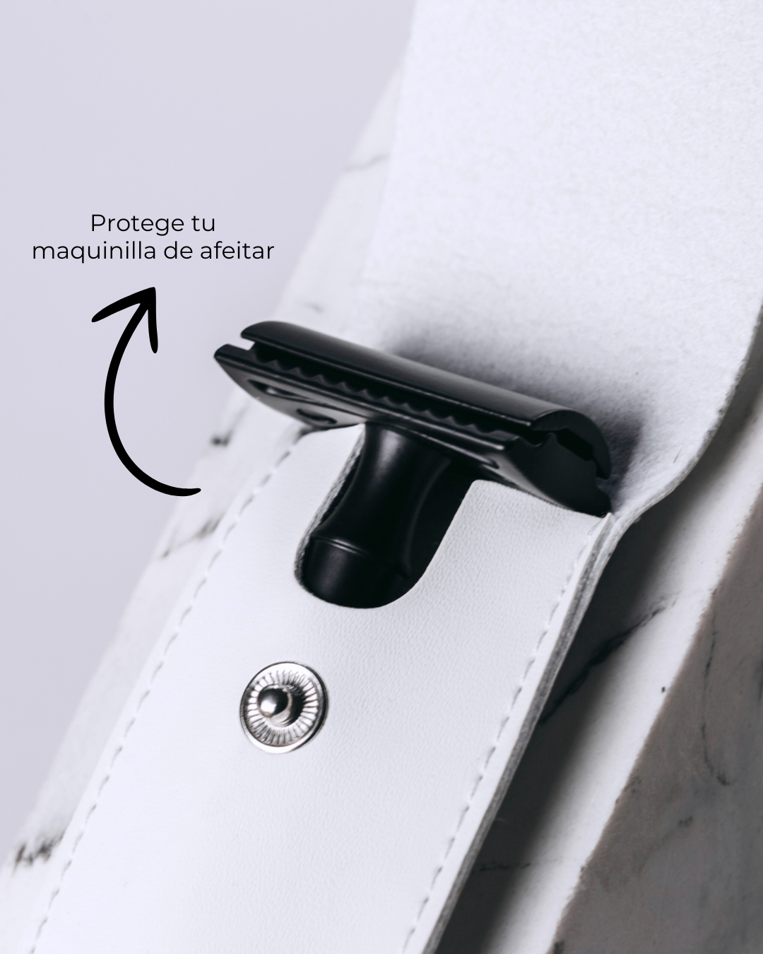 banbu-rasierer-etui-wei-aus-veganem-leder-f-r-reise image 3