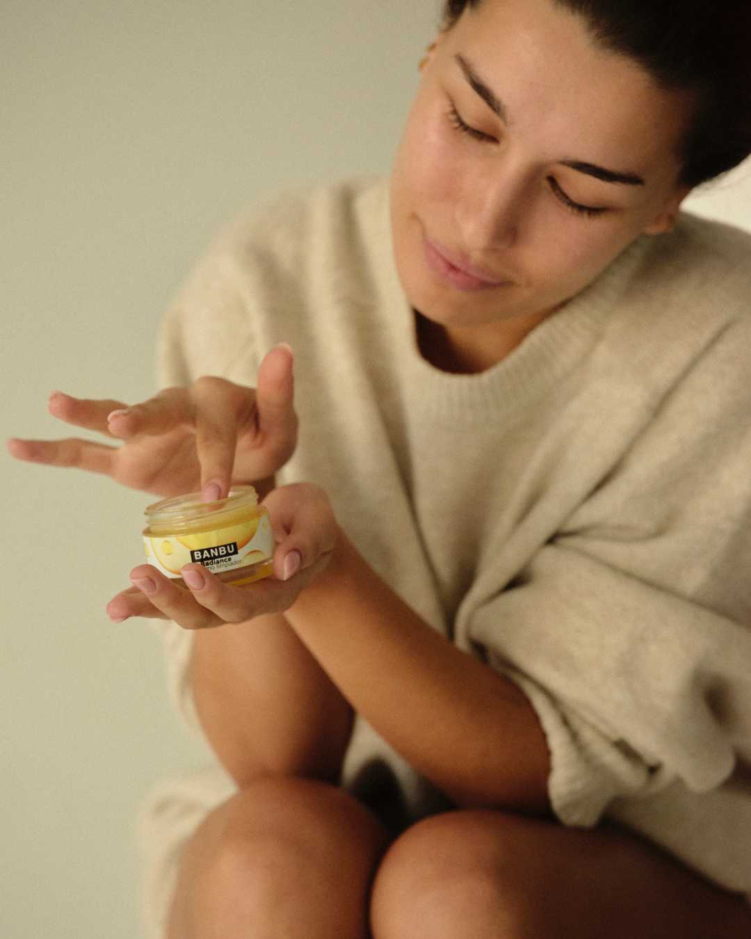 banbu-radiance-reinigungsbalsam-creme-gesicht image 4